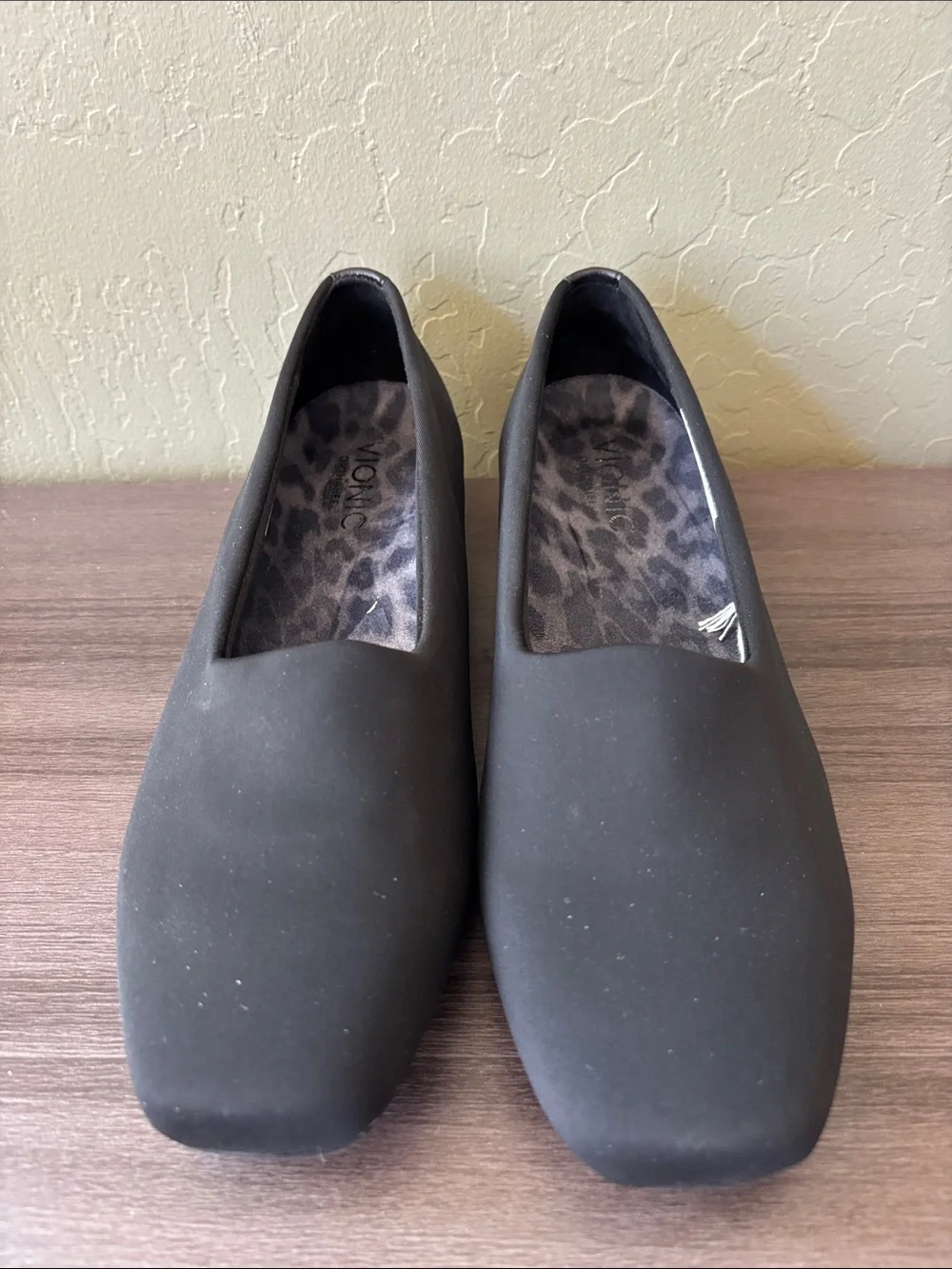 Vionic 386 Powell Black Demi‎ Wedge Slip On Flat Size 8 NWT